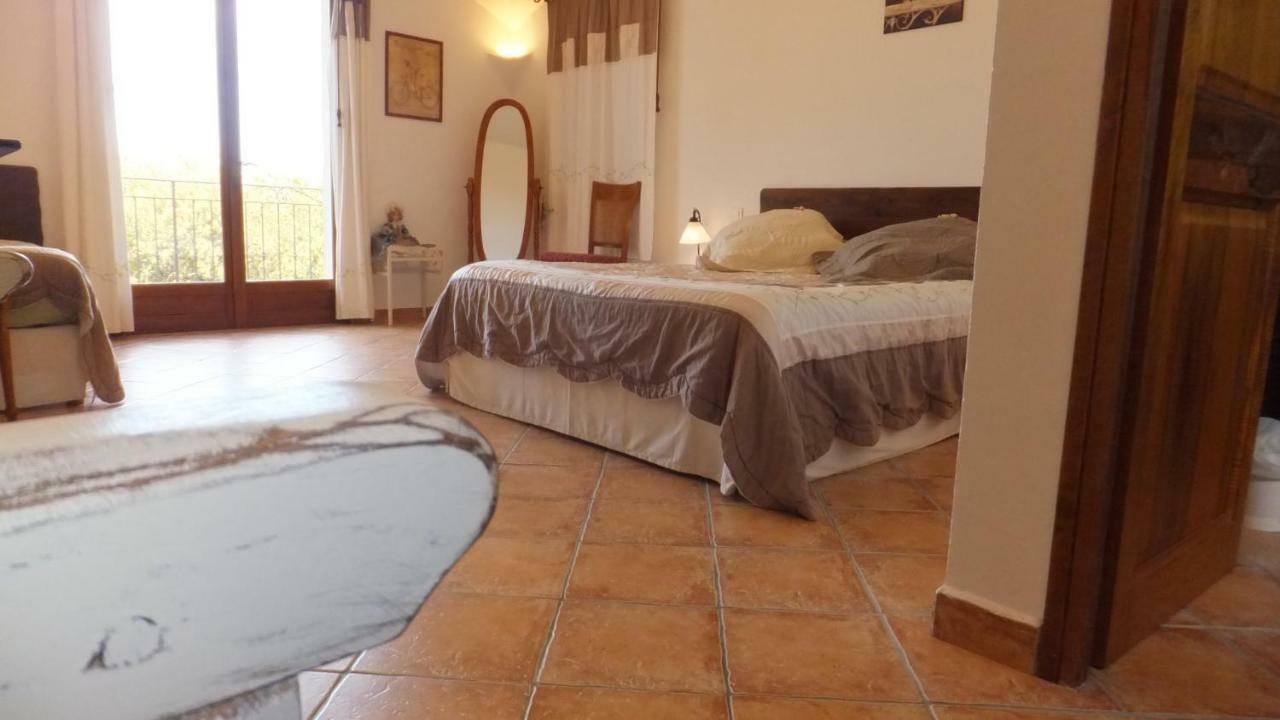 Les Chambres De L'Hote Antique Pietra Longa Salvini Exteriör bild